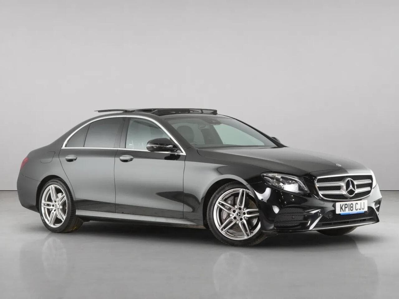 Mercedes-Benz E Class - Mercedes-Benz E Class 3.0 E350d V6 AMG Line (Premium Plus) Saloon 4dr Diesel G-Tronic+ Euro 6 (s/s) (258 ps)