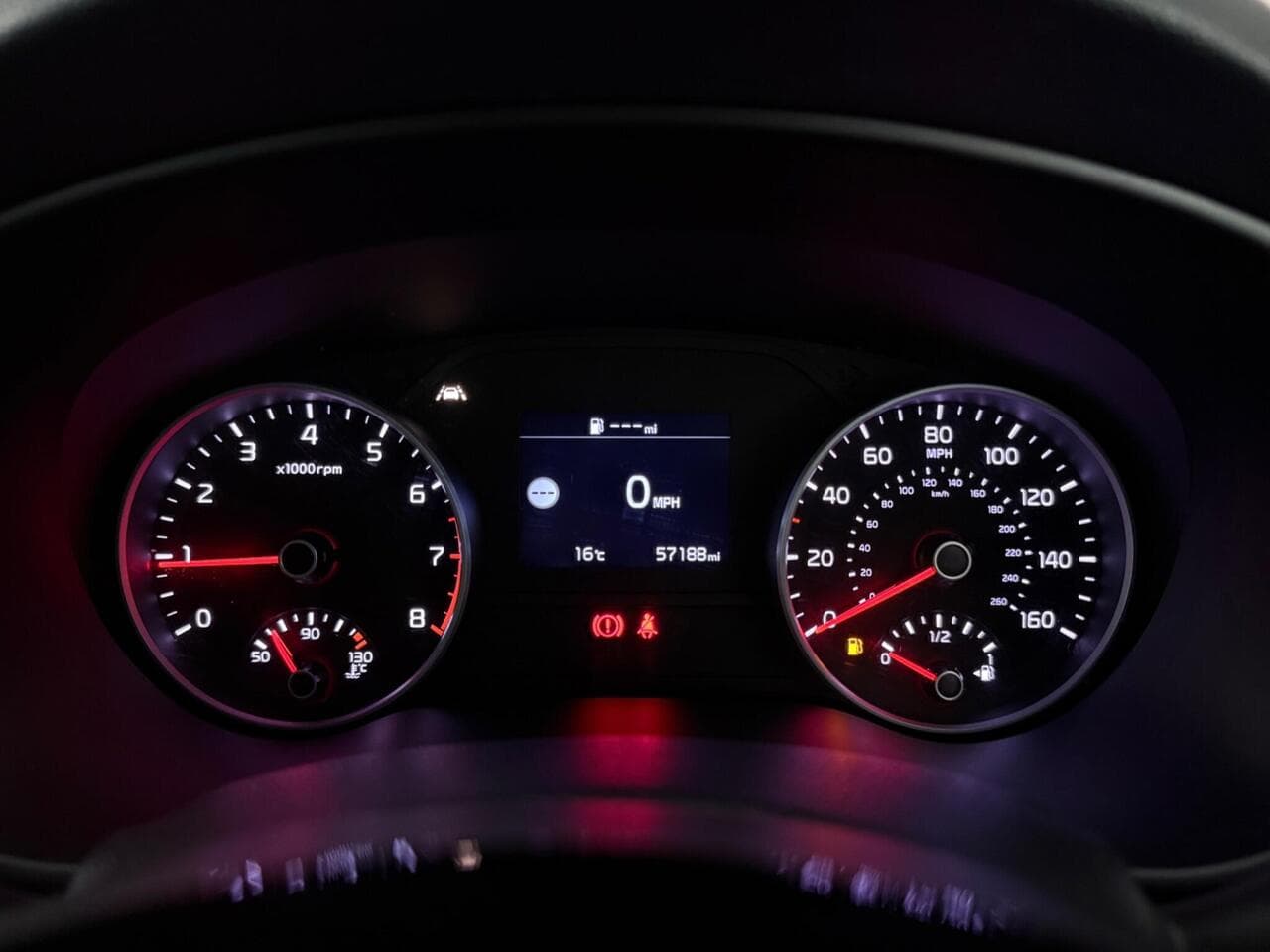 Kia Sportage thumbnail Driver Instruments