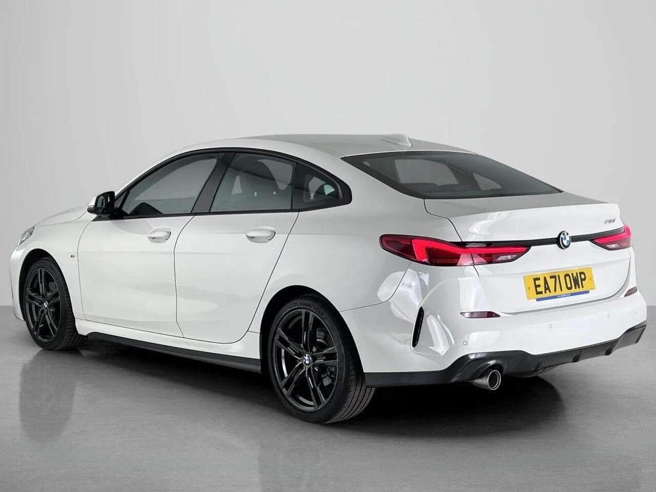 BMW 2 Series Gran Coupe thumbnail Rear Left