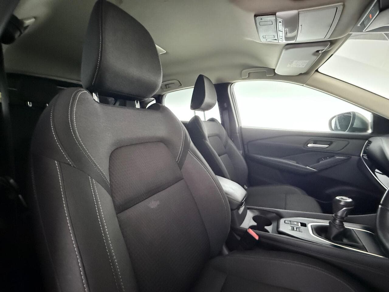 Nissan Qashqai thumbnail Seat Driver