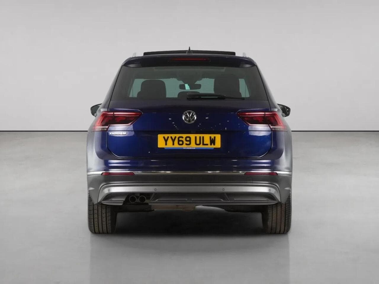 Volkswagen Tiguan thumbnail Rear