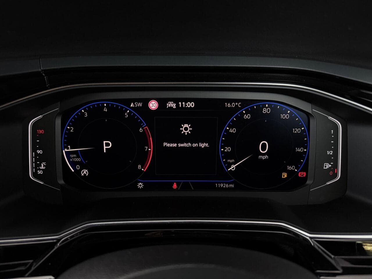 Volkswagen Polo thumbnail Driver Instruments