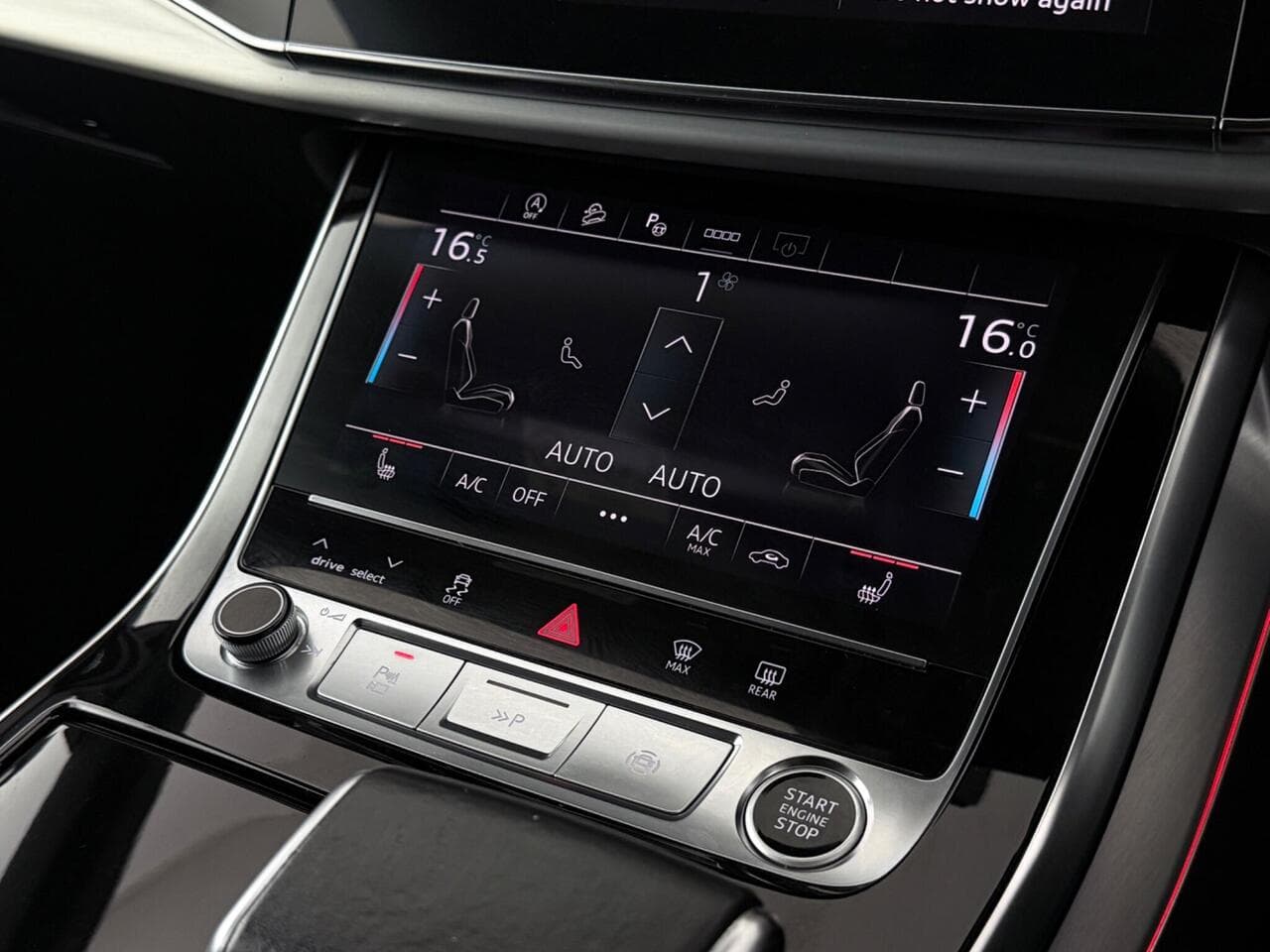 Audi Q8 thumbnail Infotainment System