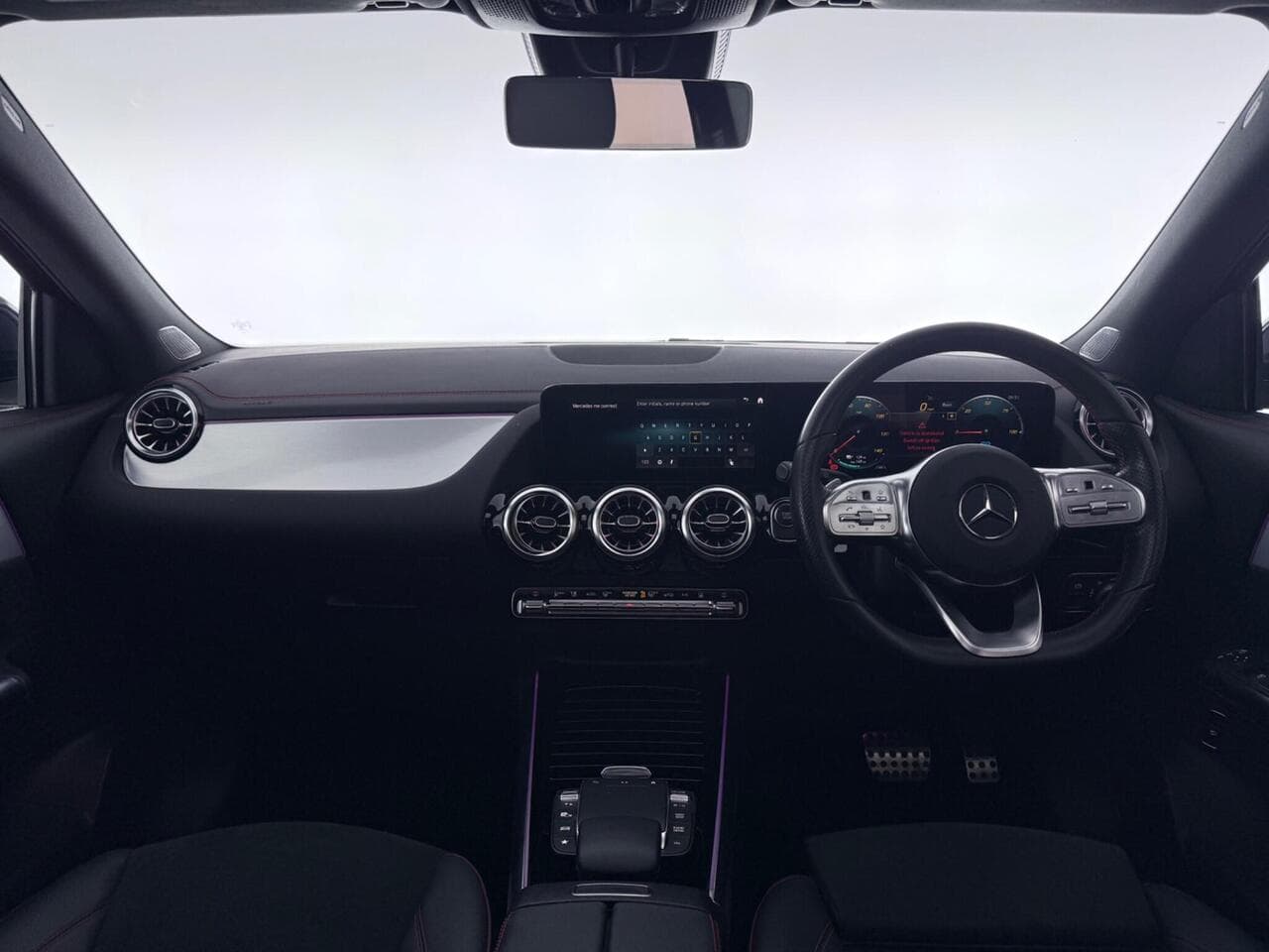 Mercedes-Benz EQA thumbnail Interior Front