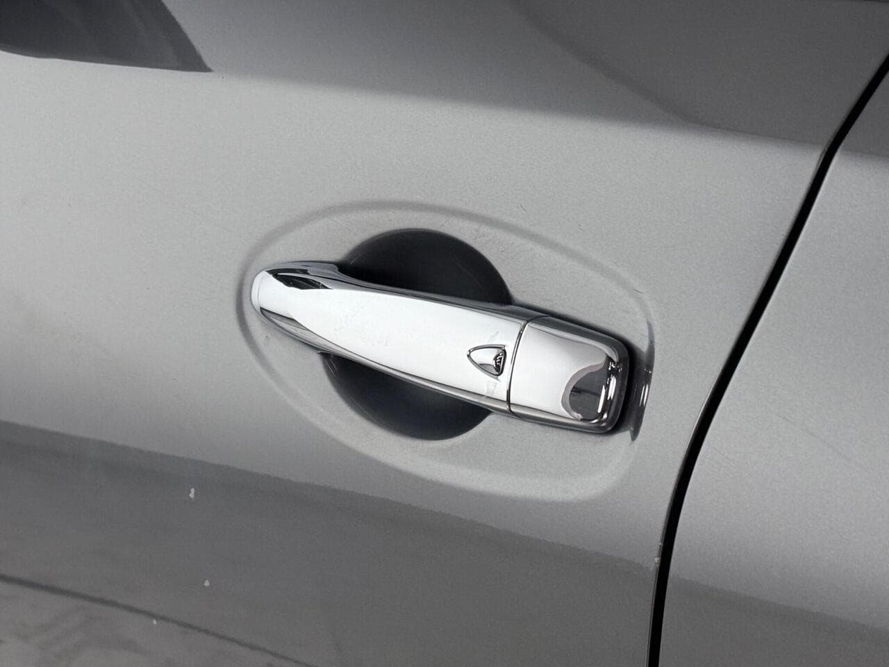 Nissan X-Trail thumbnail Door Handle Exterior