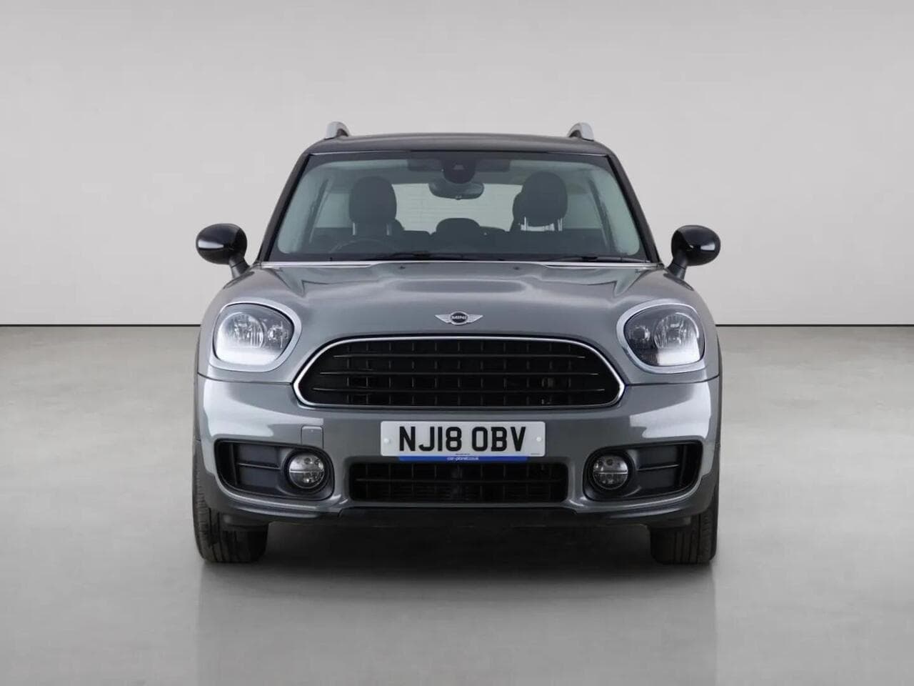 MINI Countryman thumbnail Front