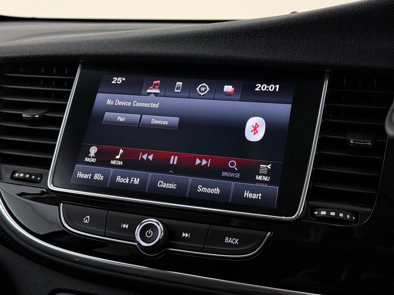 Vauxhall Mokka X thumbnail Infotainment System