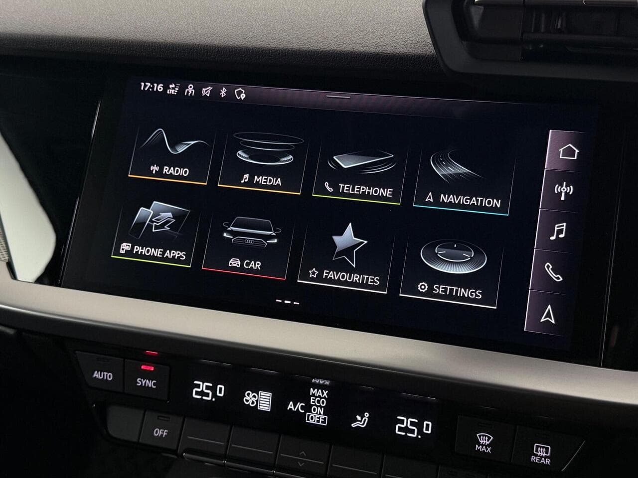 Audi A3 thumbnail Infotainment System