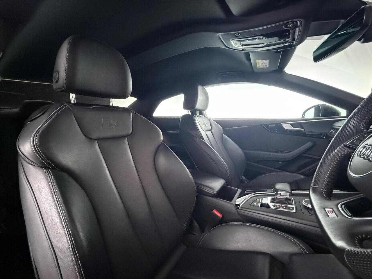Audi A5 thumbnail Seat Driver