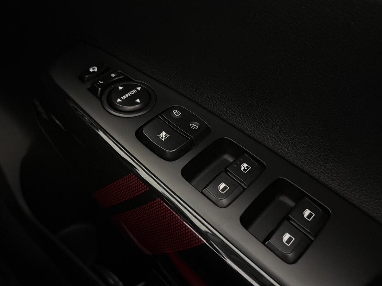 Kia Picanto thumbnail Misc Controls