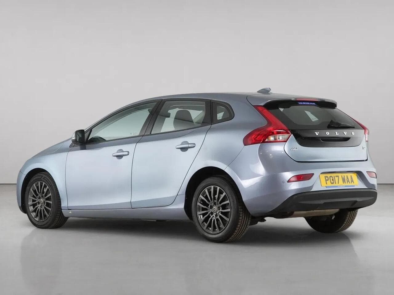 Volvo V40 thumbnail Rear Left