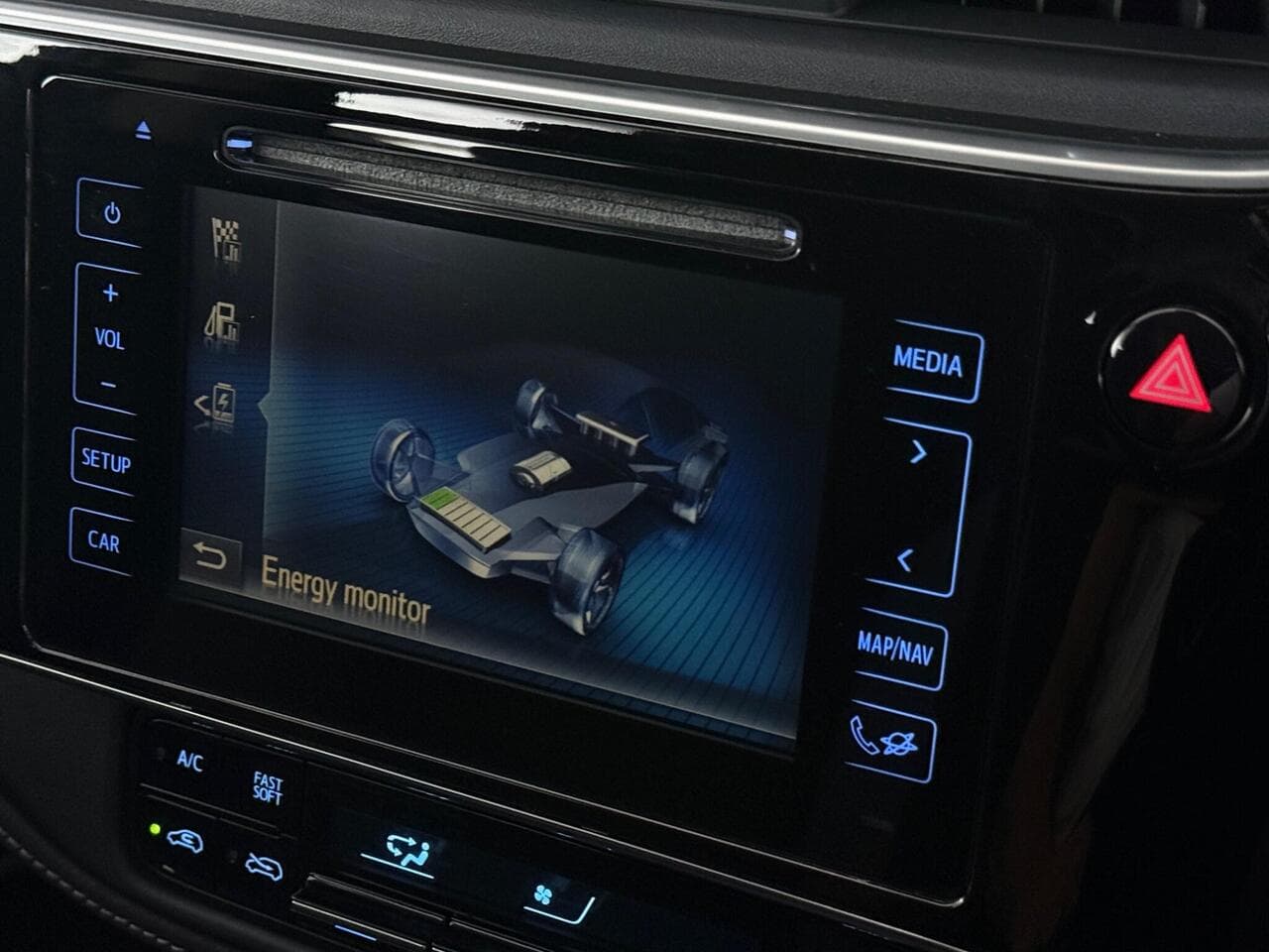 Toyota Auris thumbnail Infotainment System