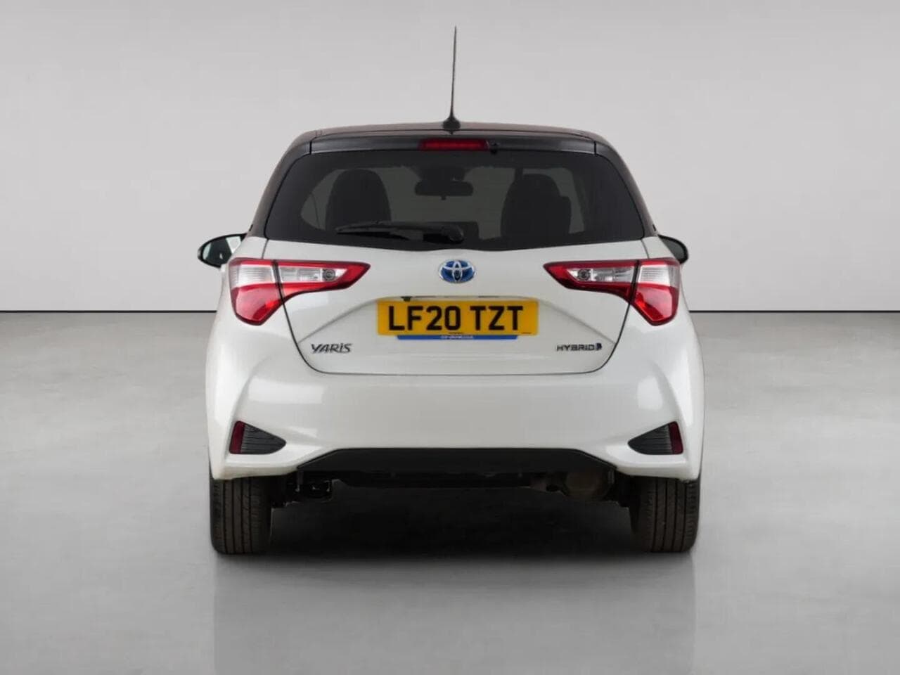 Toyota Yaris thumbnail Rear