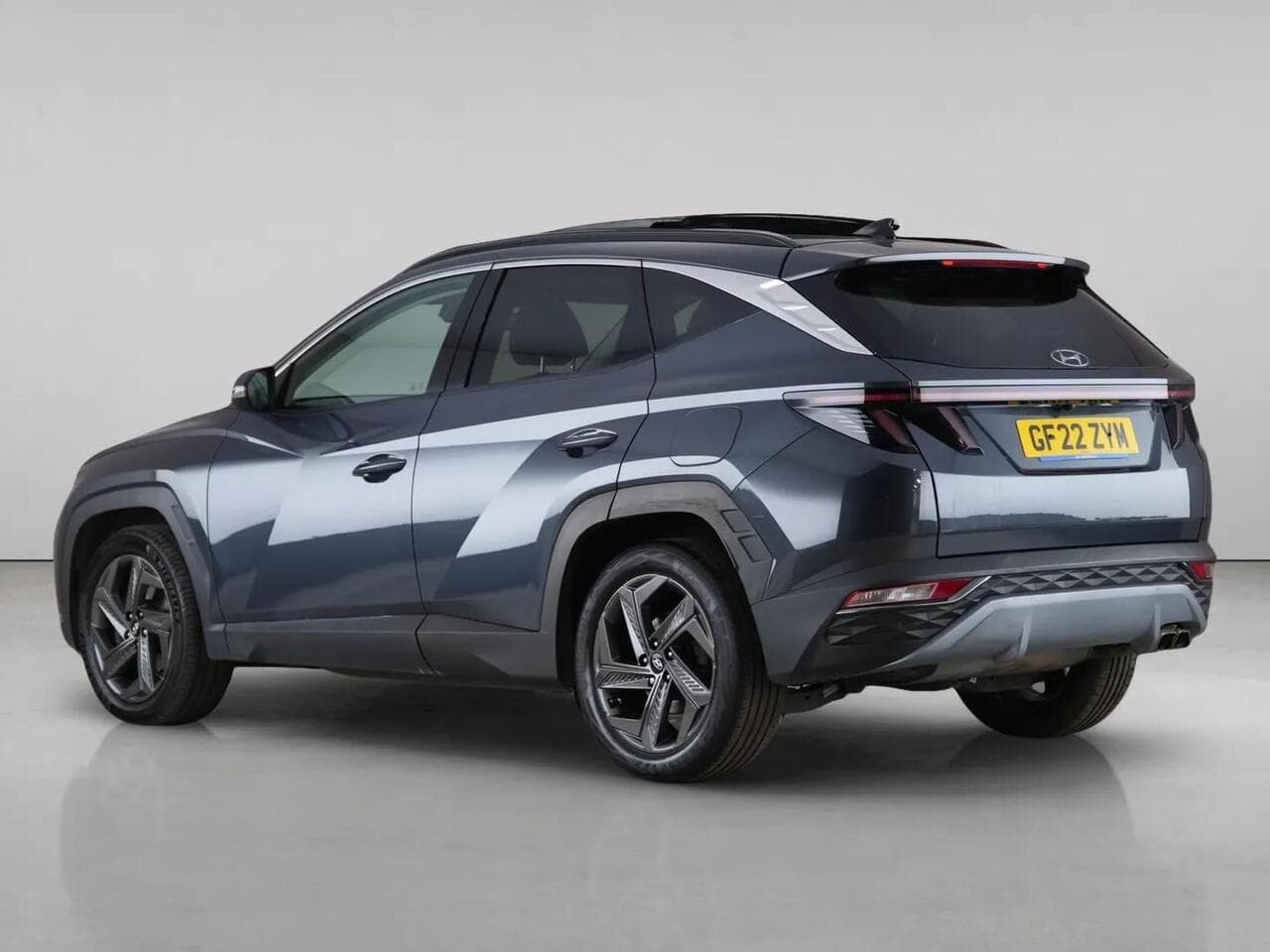 Hyundai TUCSON thumbnail Rear Left