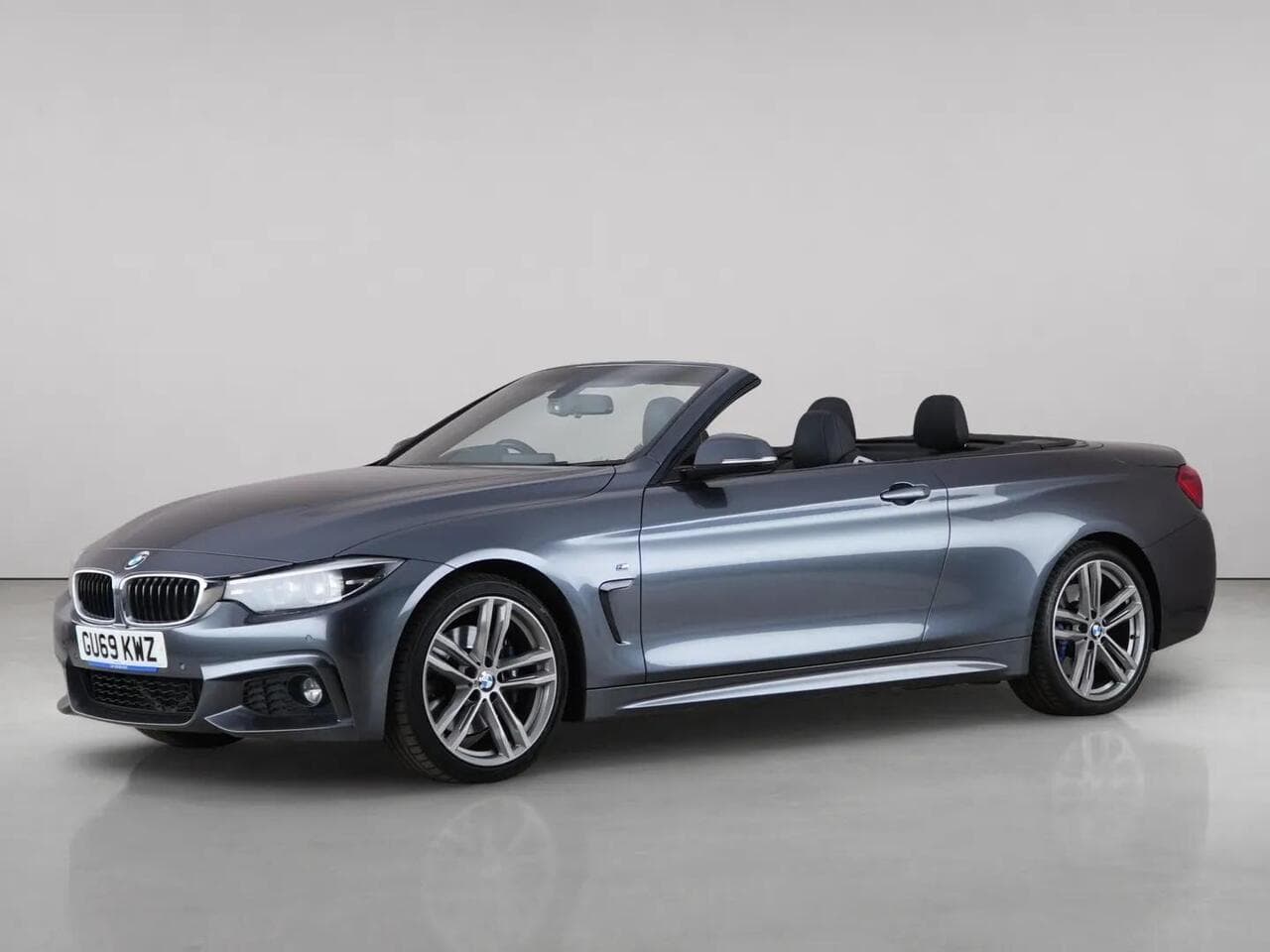 BMW 4 Series thumbnail Front Left