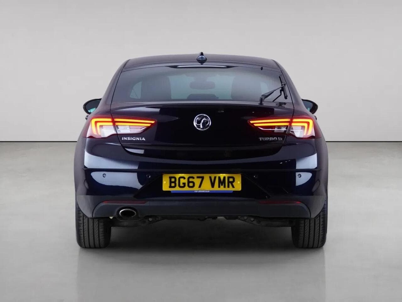 Vauxhall Insignia thumbnail Rear