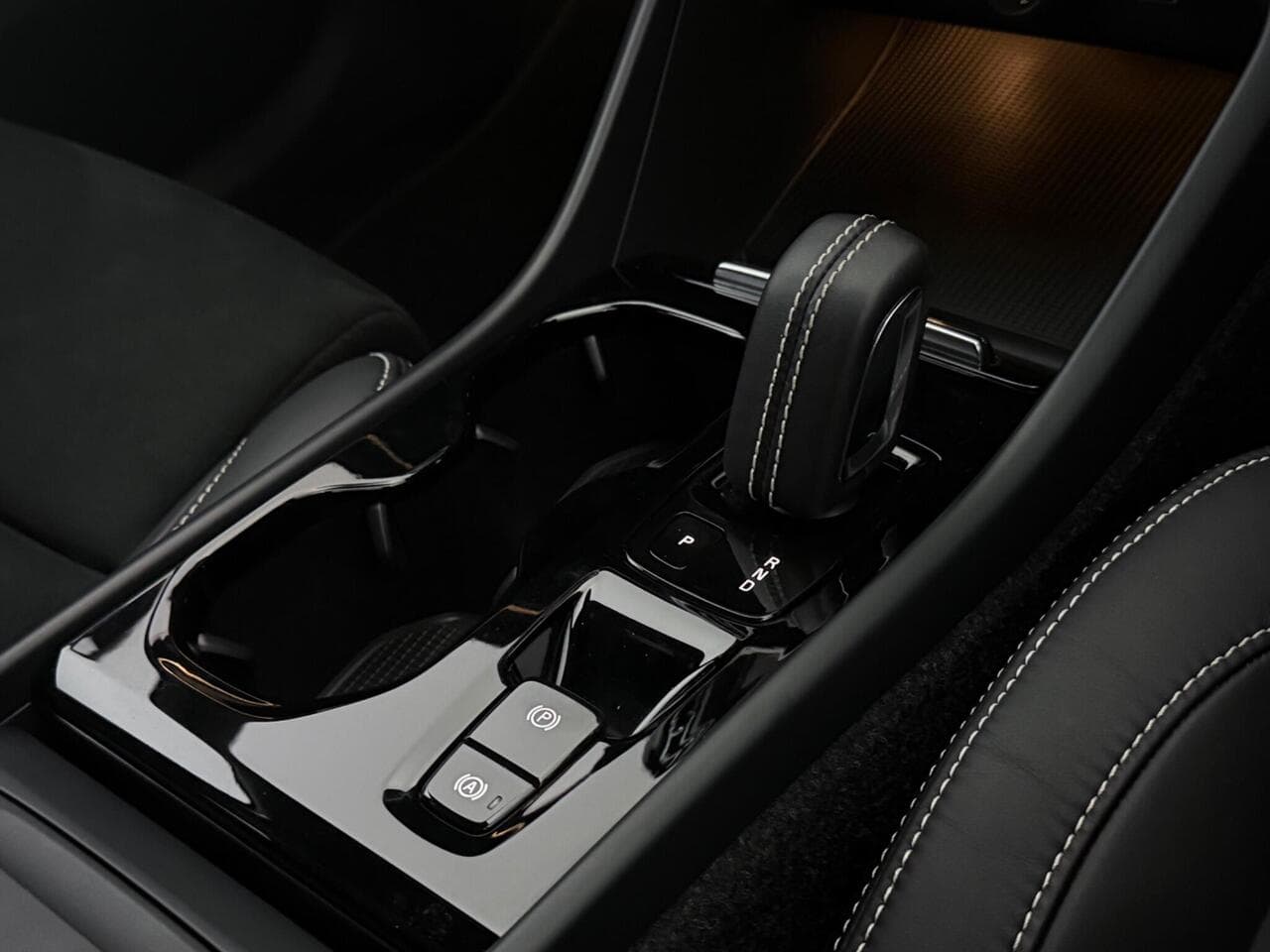 Volvo XC40 thumbnail Interior Front