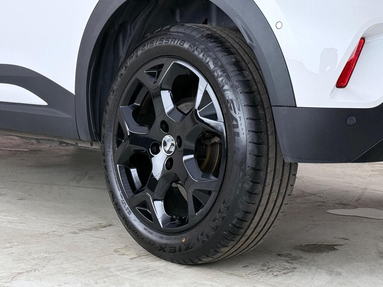 Vauxhall Mokka thumbnail Wheel