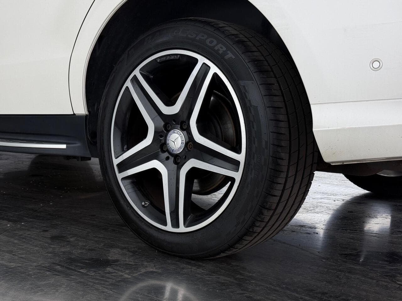Mercedes-Benz GLE thumbnail Wheel