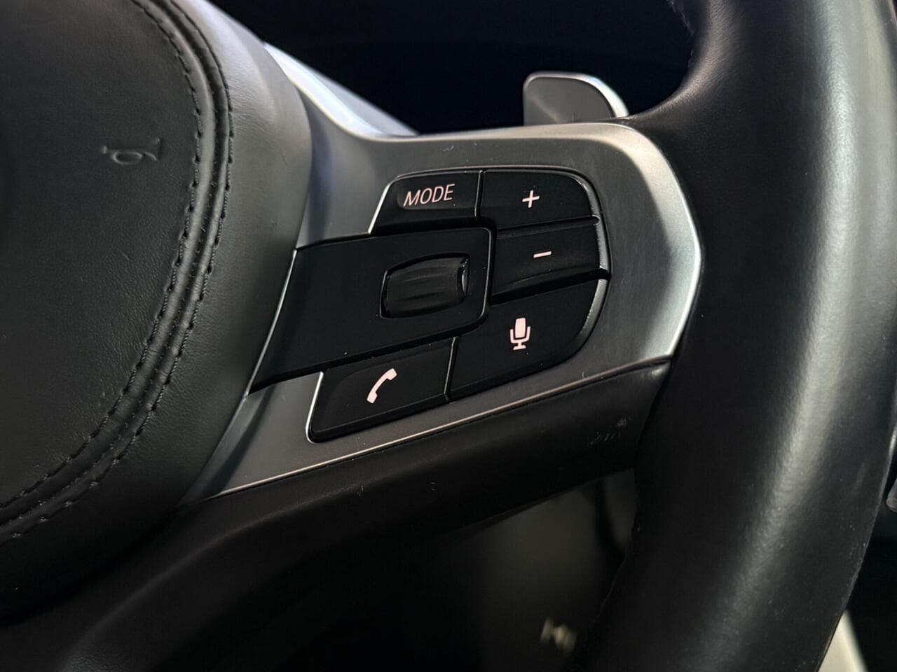 BMW 6 Series Gran Turismo thumbnail Misc Controls