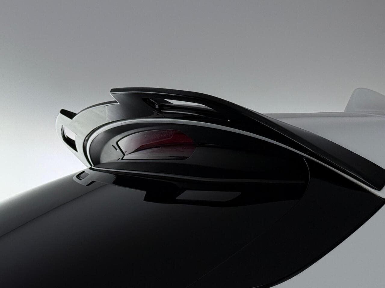 Alfa Romeo Stelvio thumbnail Lights Rear
