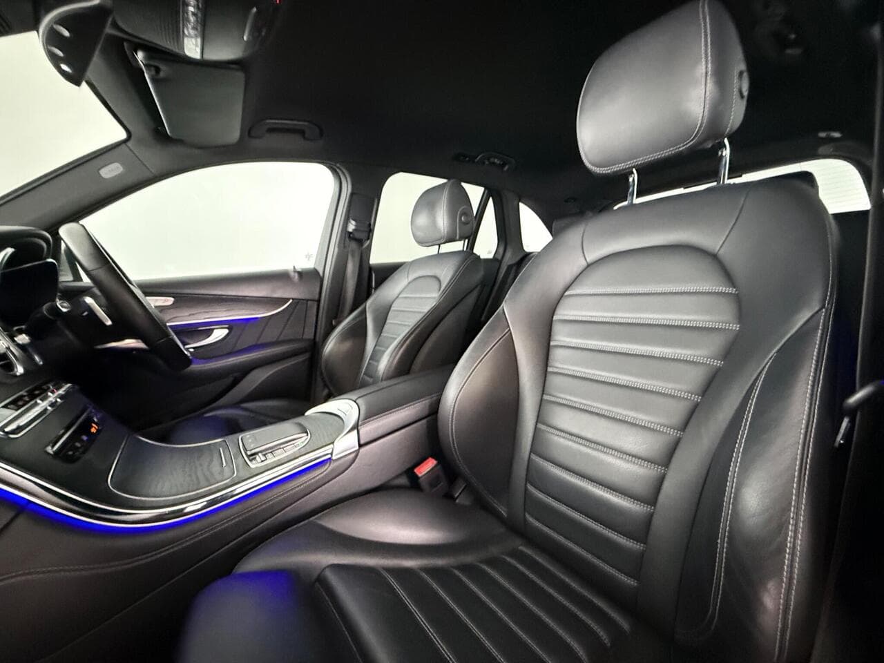 Mercedes-Benz GLC thumbnail Seat Front Passenger