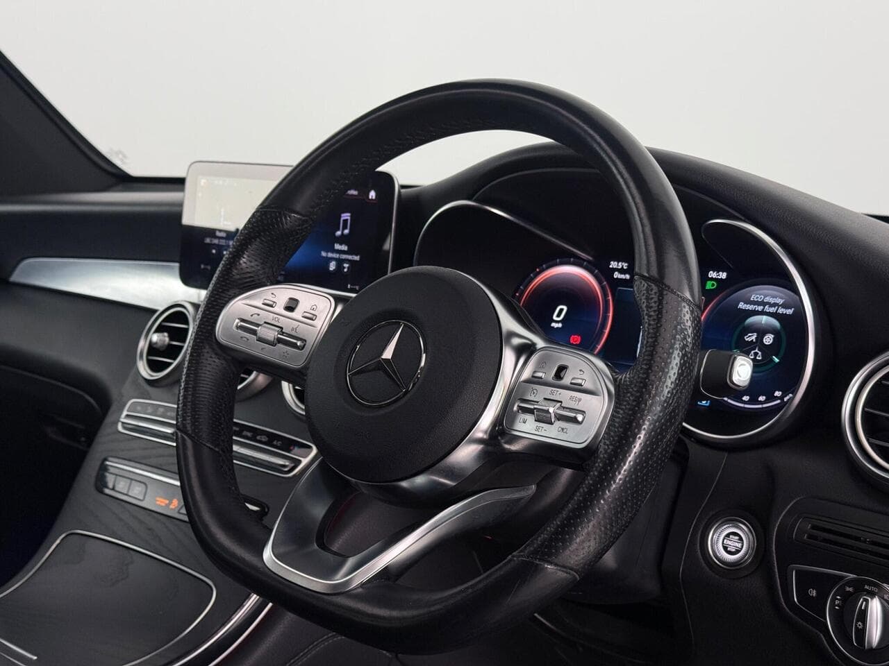 Mercedes-Benz GLC thumbnail Steering Wheel