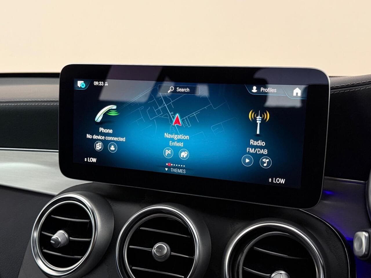 Mercedes-Benz GLC thumbnail Infotainment System