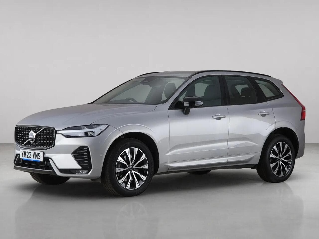 Volvo XC60 thumbnail Front Left