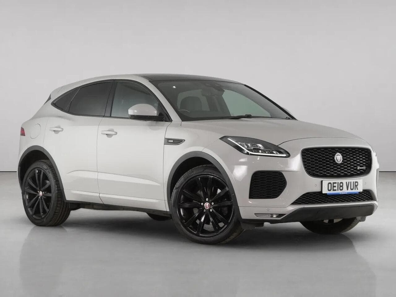 Jaguar E-PACE - Jaguar E-PACE 2.0 P300 R-Dynamic HSE SUV 5dr Petrol Auto AWD Euro 6 (s/s) (300 ps)