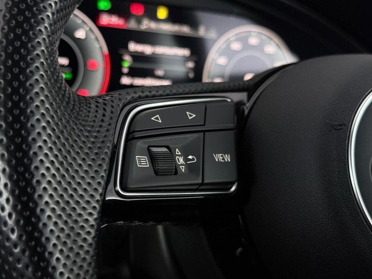 Audi A4 Avant thumbnail Misc Controls