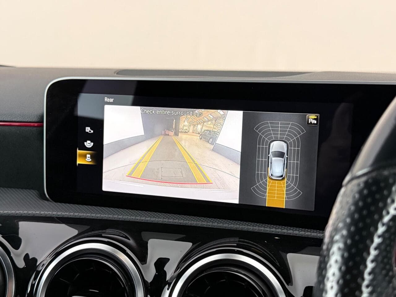 Mercedes-Benz A Class thumbnail Infotainment System