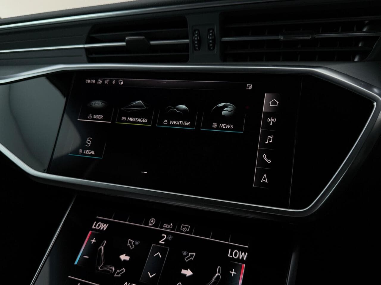 Audi A6 Saloon thumbnail Infotainment System