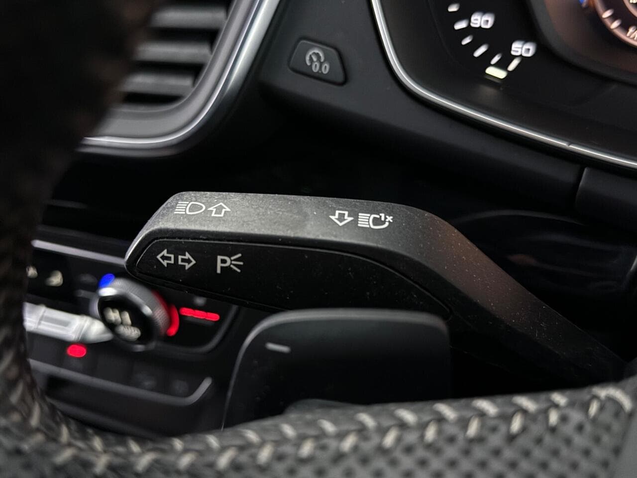Audi Q5 thumbnail Misc Controls