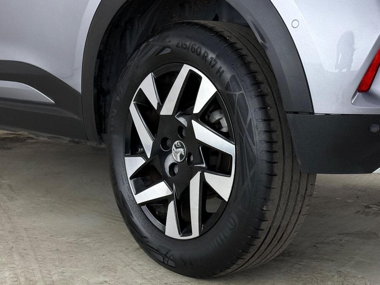 Vauxhall Mokka thumbnail Wheel