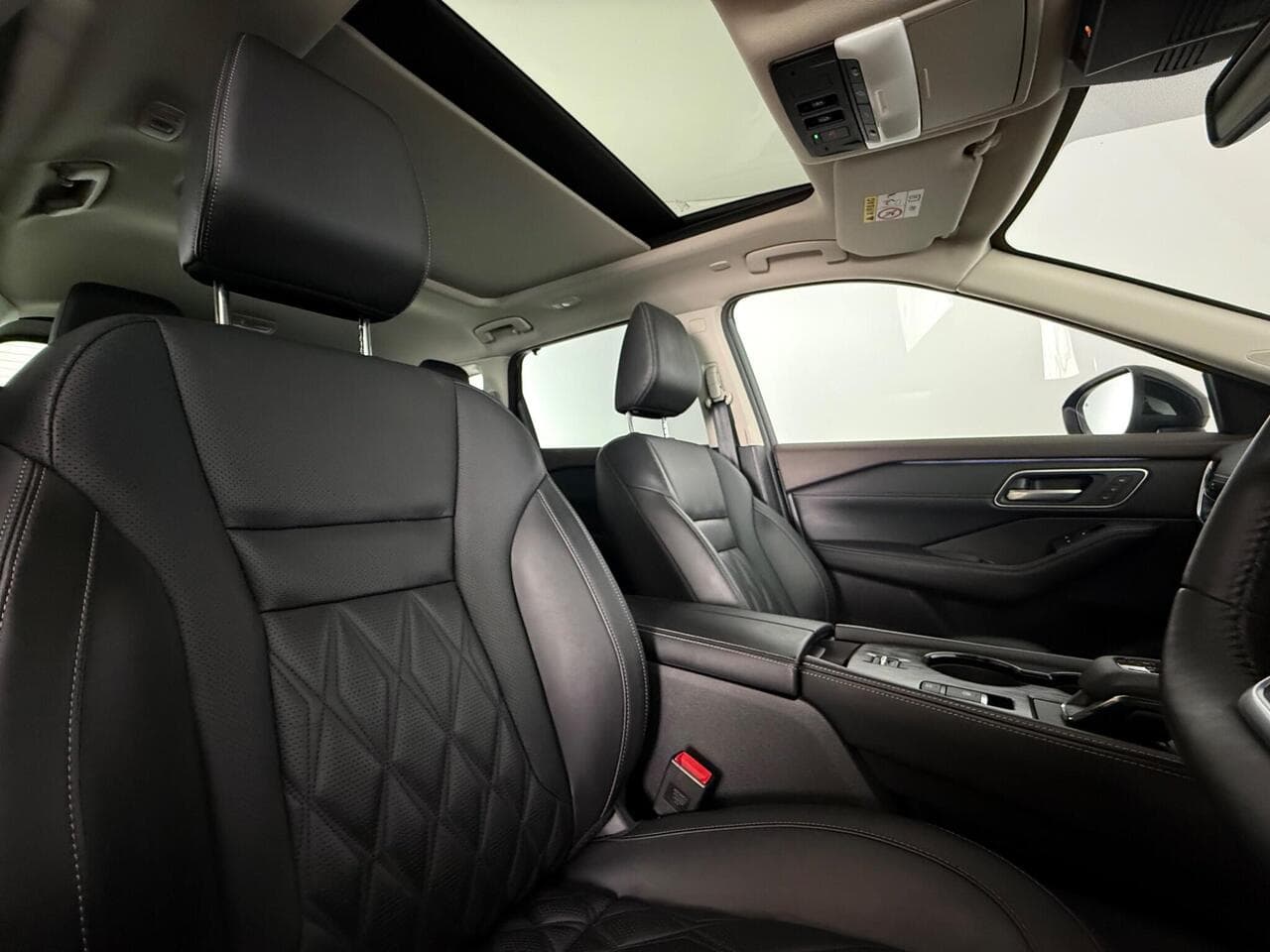 Nissan X-Trail thumbnail Seat Driver