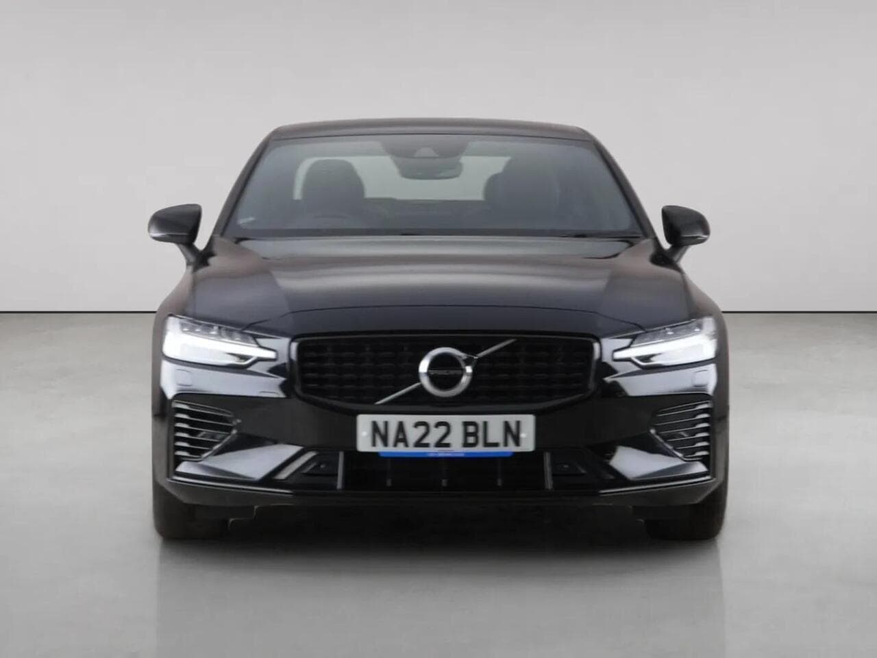 Volvo S60 thumbnail Front