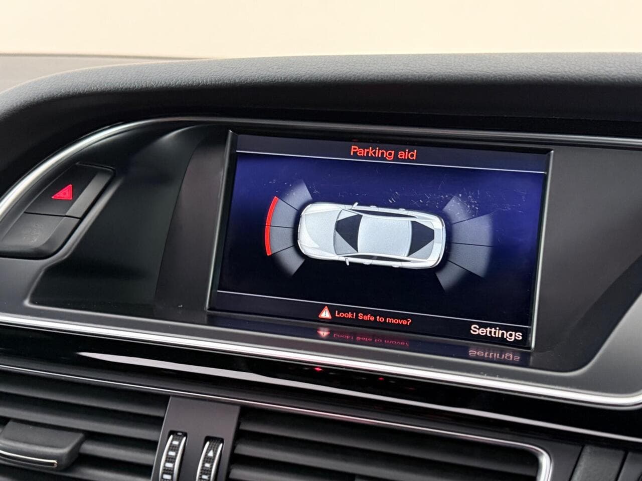 Audi A5 thumbnail Infotainment System
