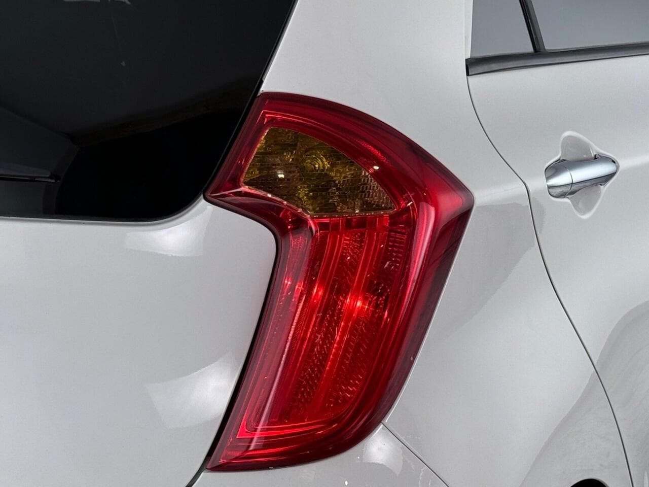 Kia Picanto thumbnail Lights Rear