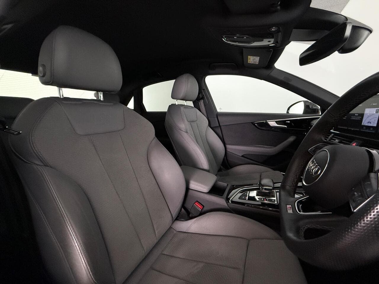 Audi A4 thumbnail Seat Driver