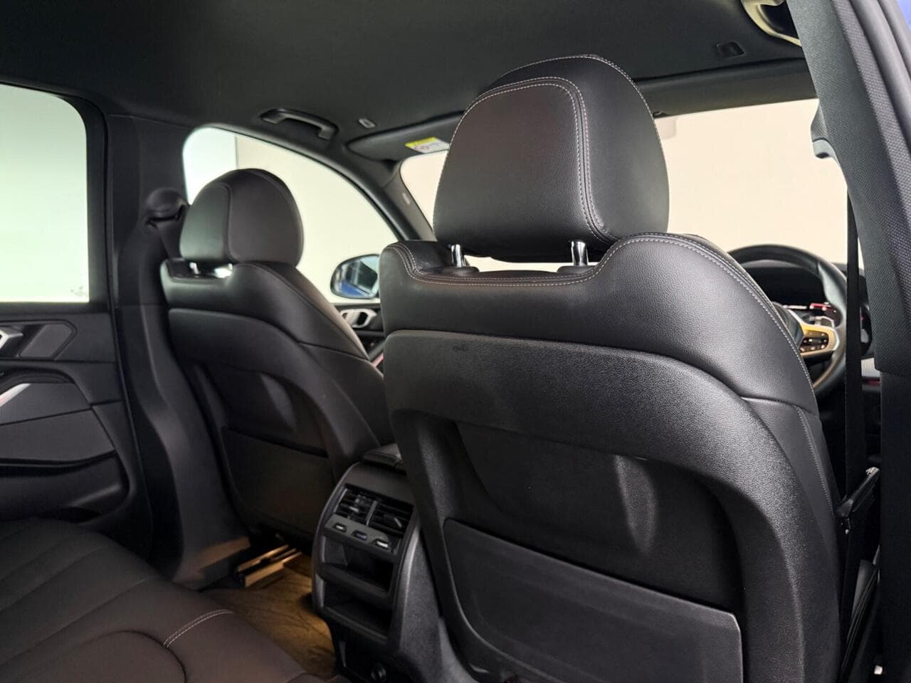 BMW X5 thumbnail Seats Rear