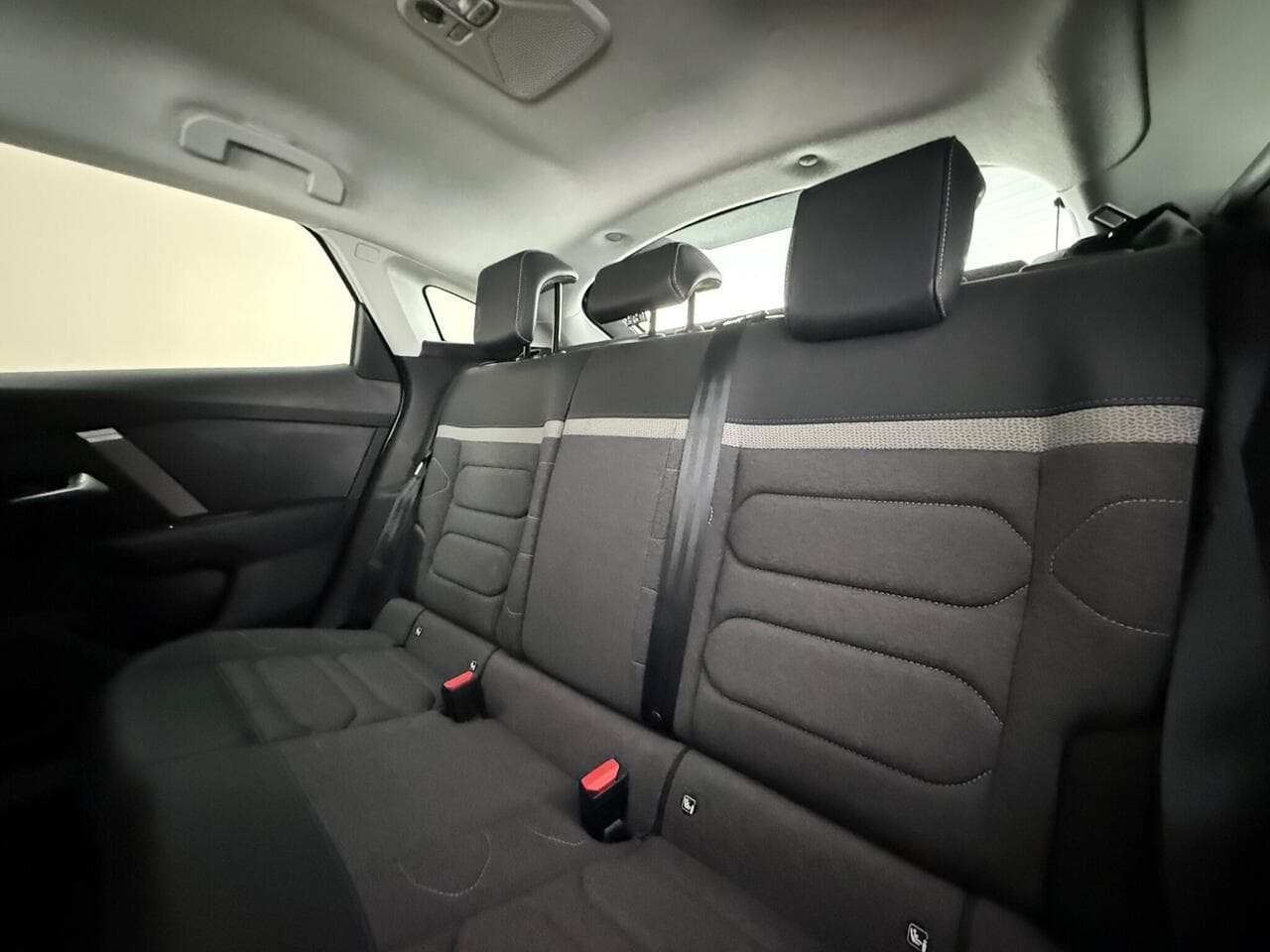Citroen C4 thumbnail Seats Rear