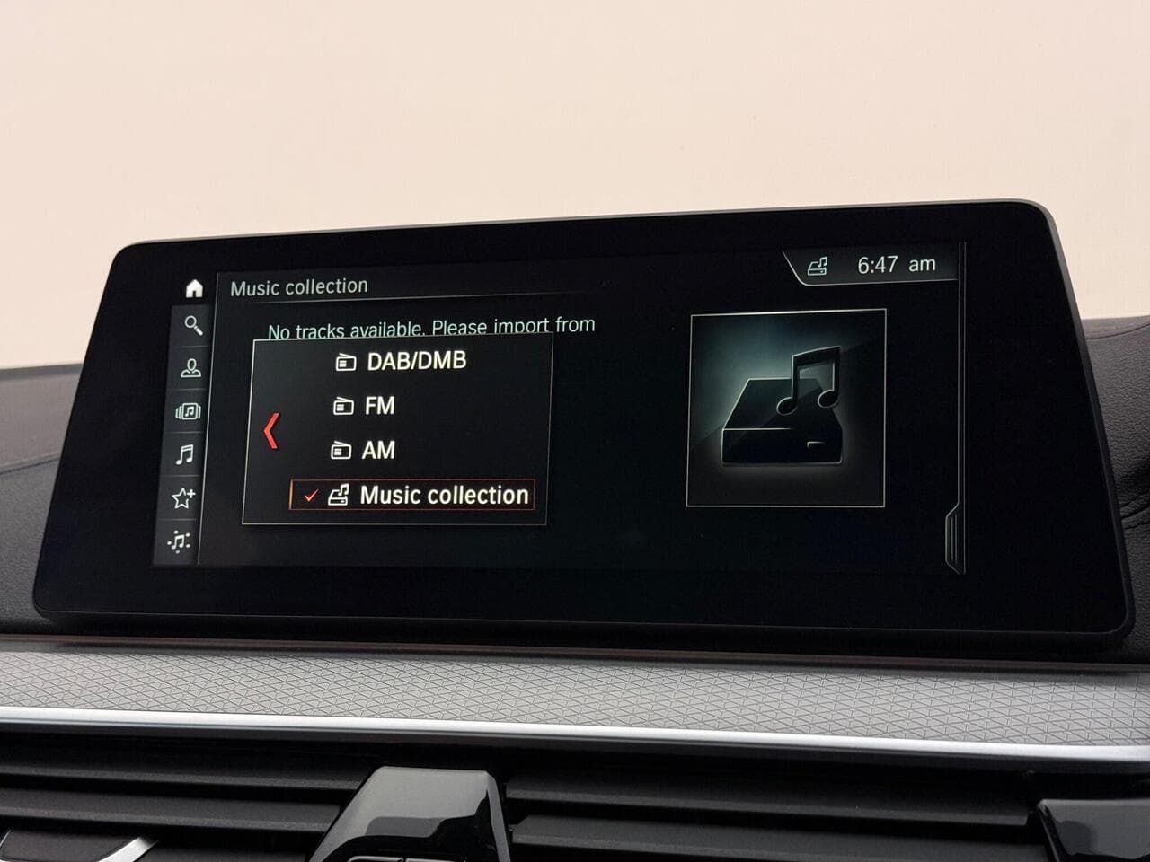 BMW 5 Series thumbnail Infotainment System