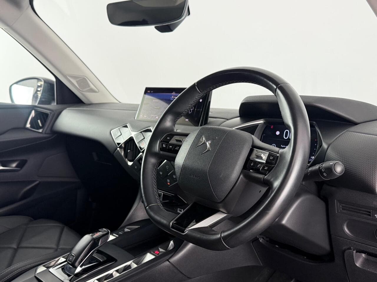 DS AUTOMOBILES DS 3 thumbnail Interior Front
