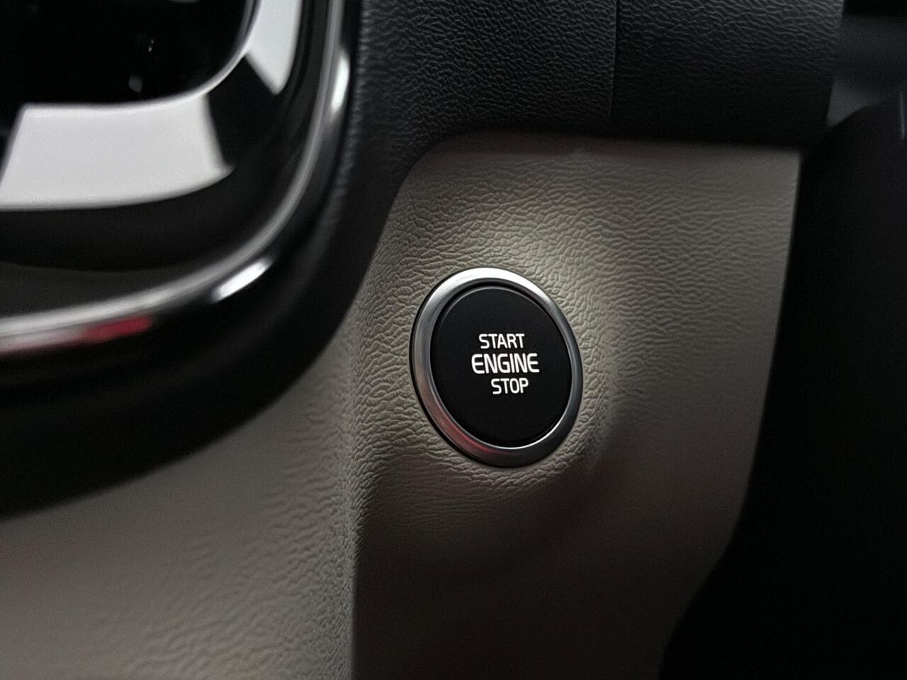 Volvo XC40 thumbnail Misc Controls