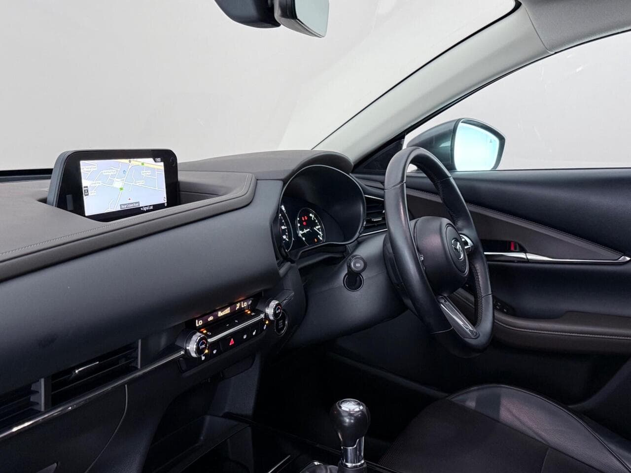 Mazda CX-30 thumbnail Interior Front