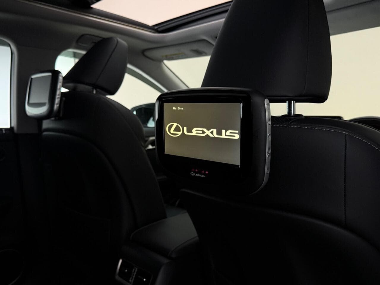 Lexus RX thumbnail Inconclusive