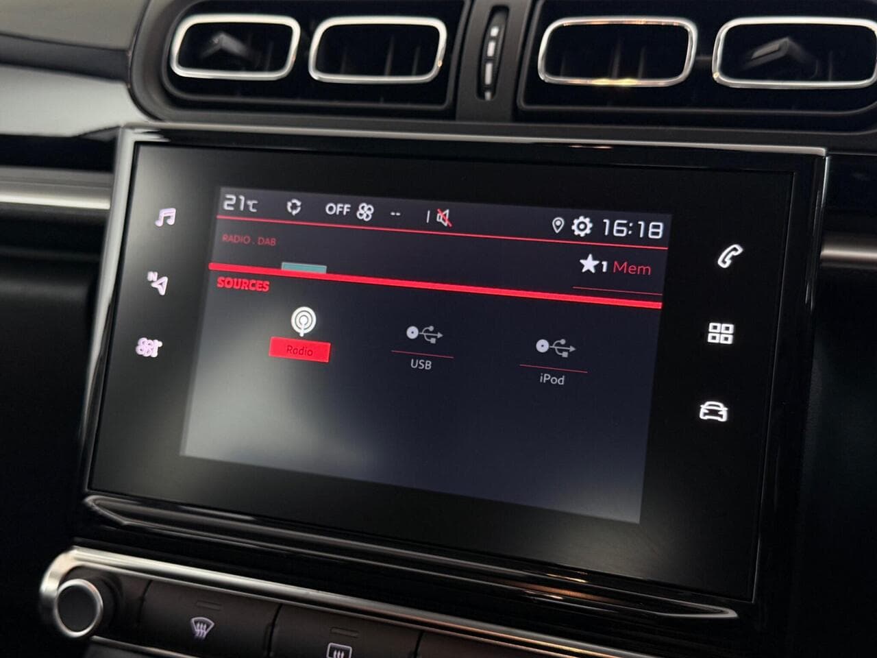 Citroen C3 thumbnail Infotainment System