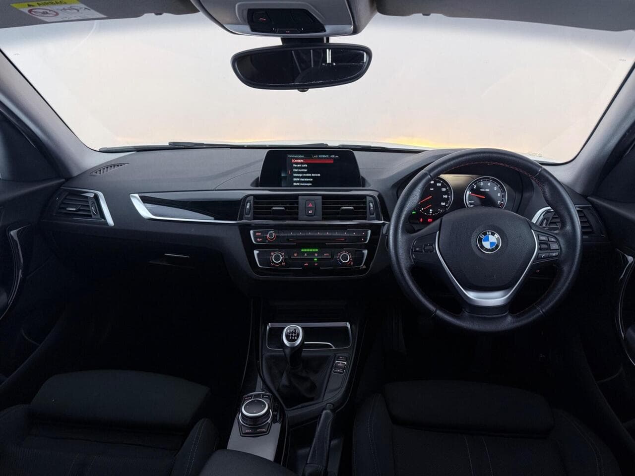 BMW 1 Series thumbnail Interior Front