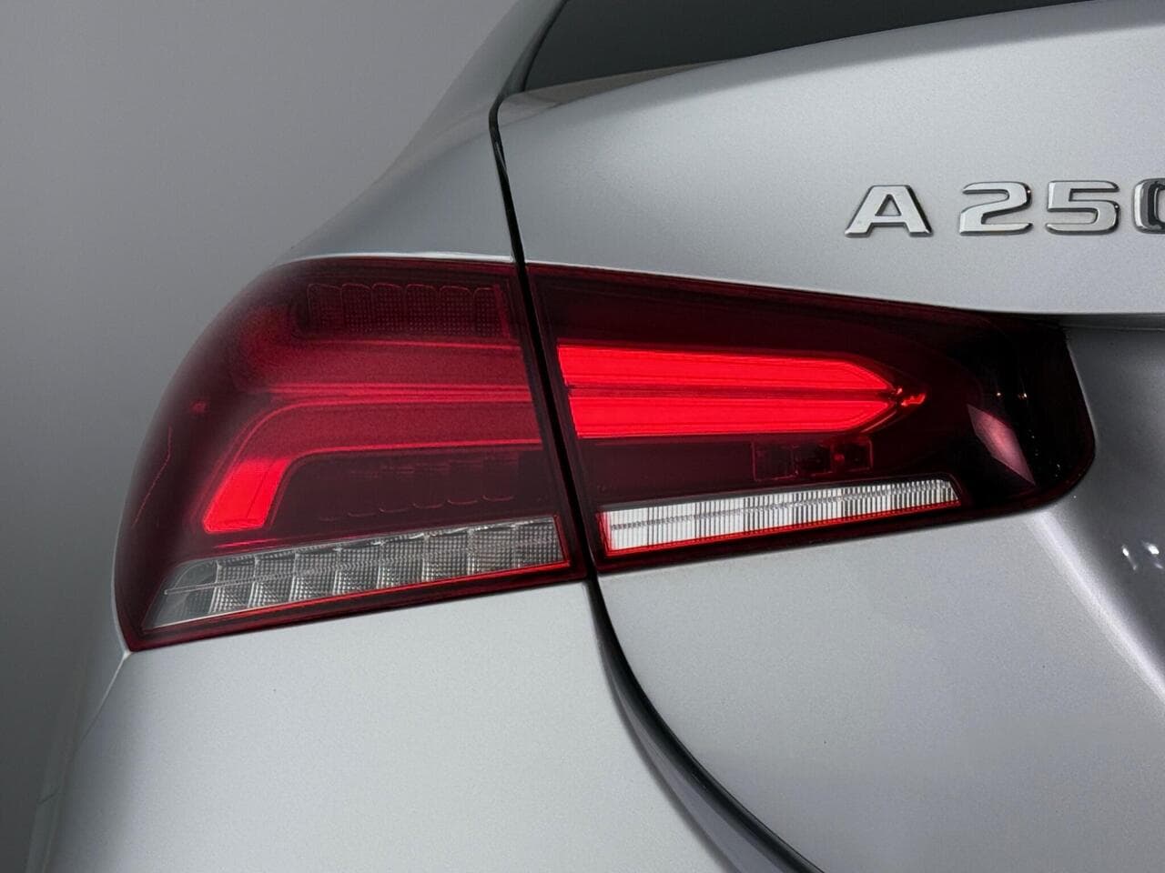Mercedes-Benz A Class thumbnail Lights Rear
